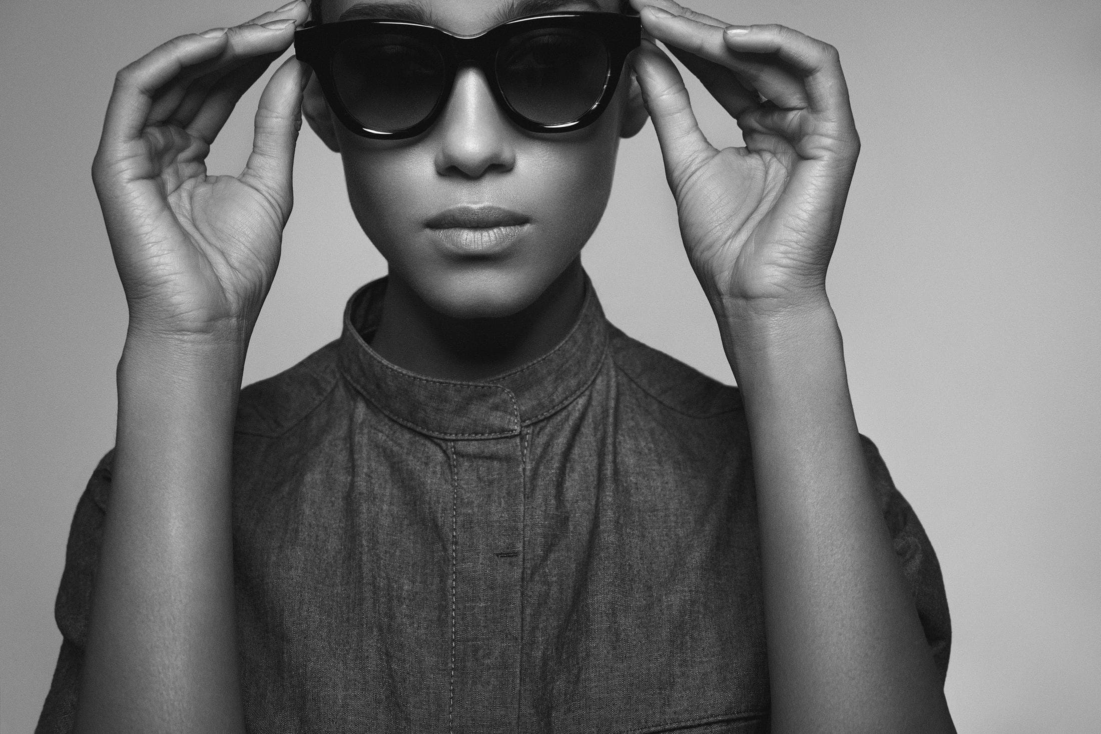 Commercial and fashion, frame 12