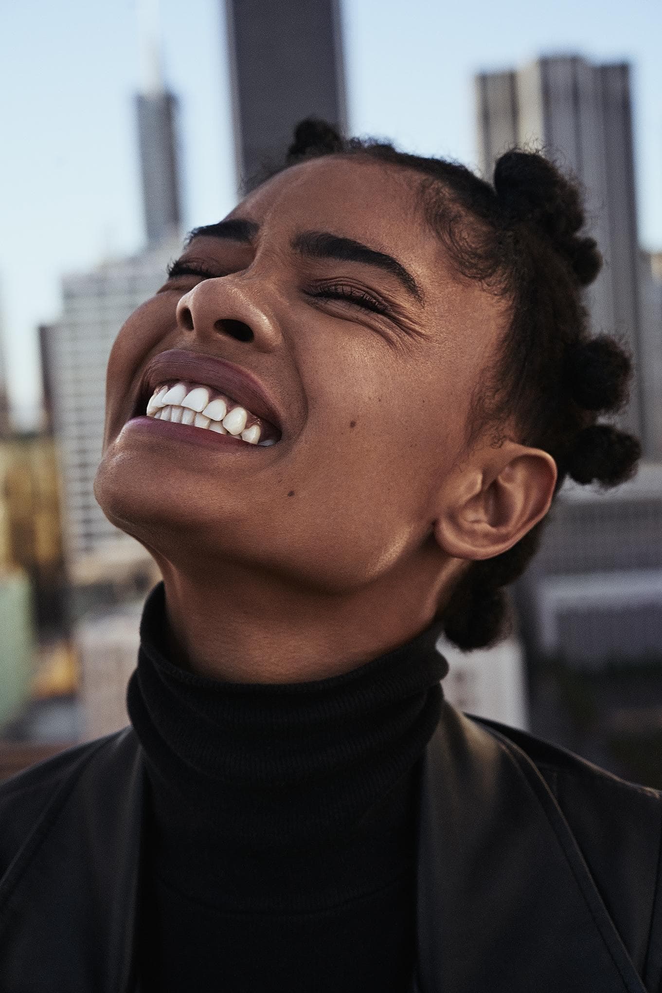 Editorial, frame 10