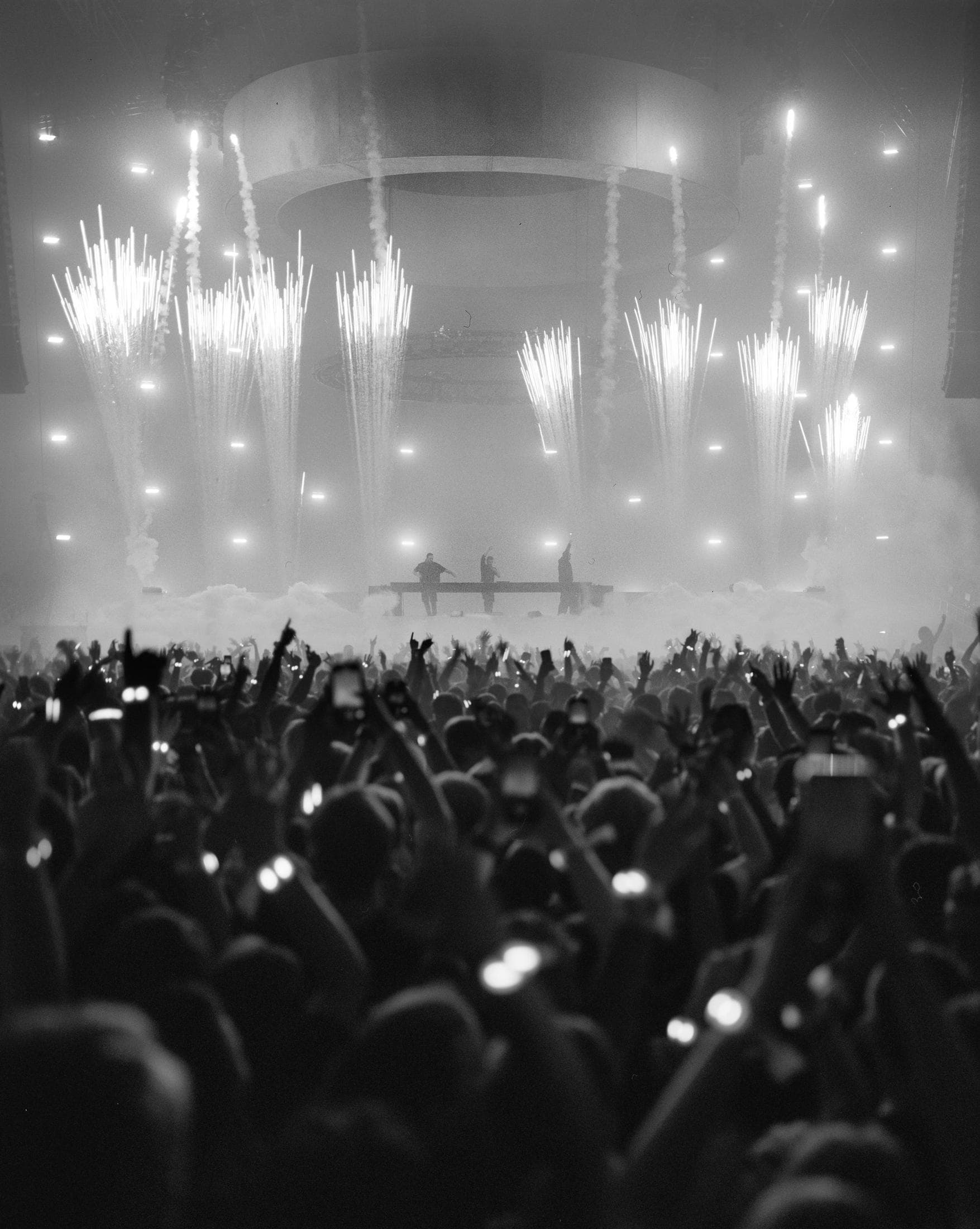 Music, live and backstage, frame 18
