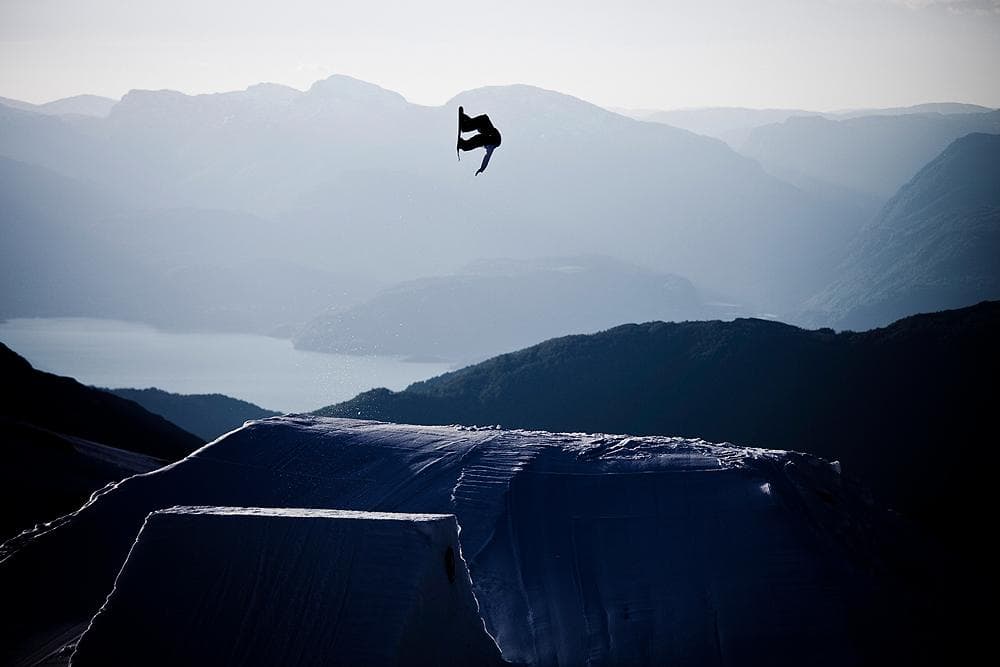 Snowboarding, frame 26