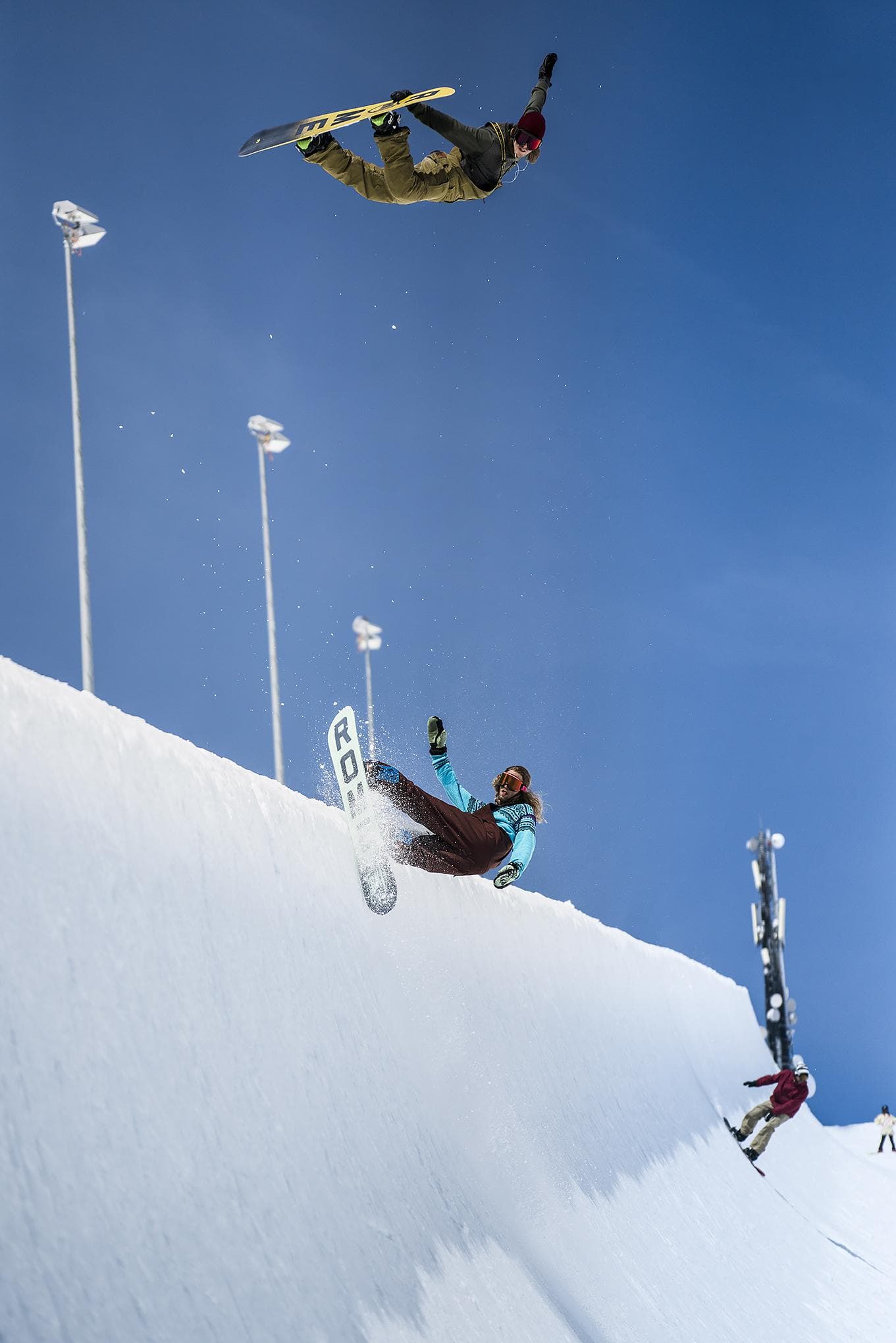 Snowboarding, frame 25