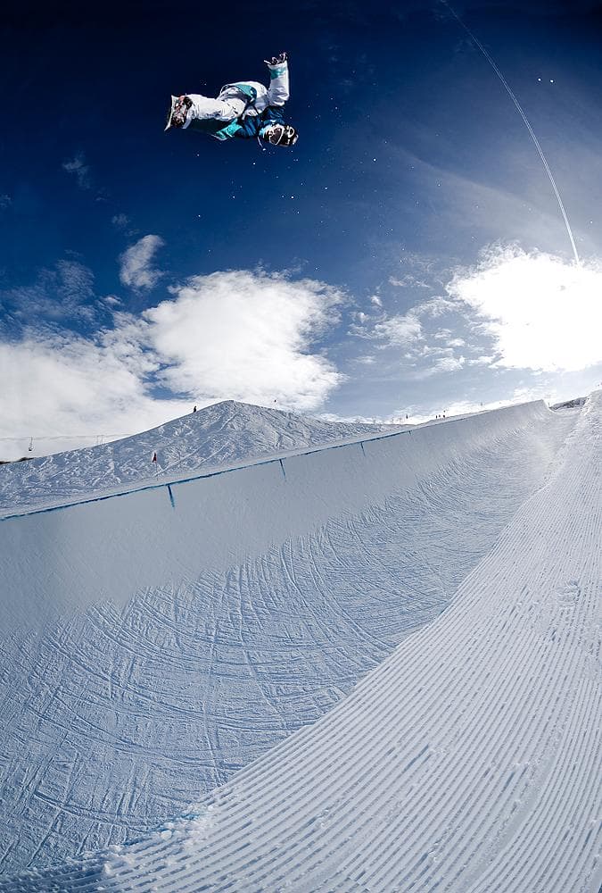 Snowboarding, frame 24